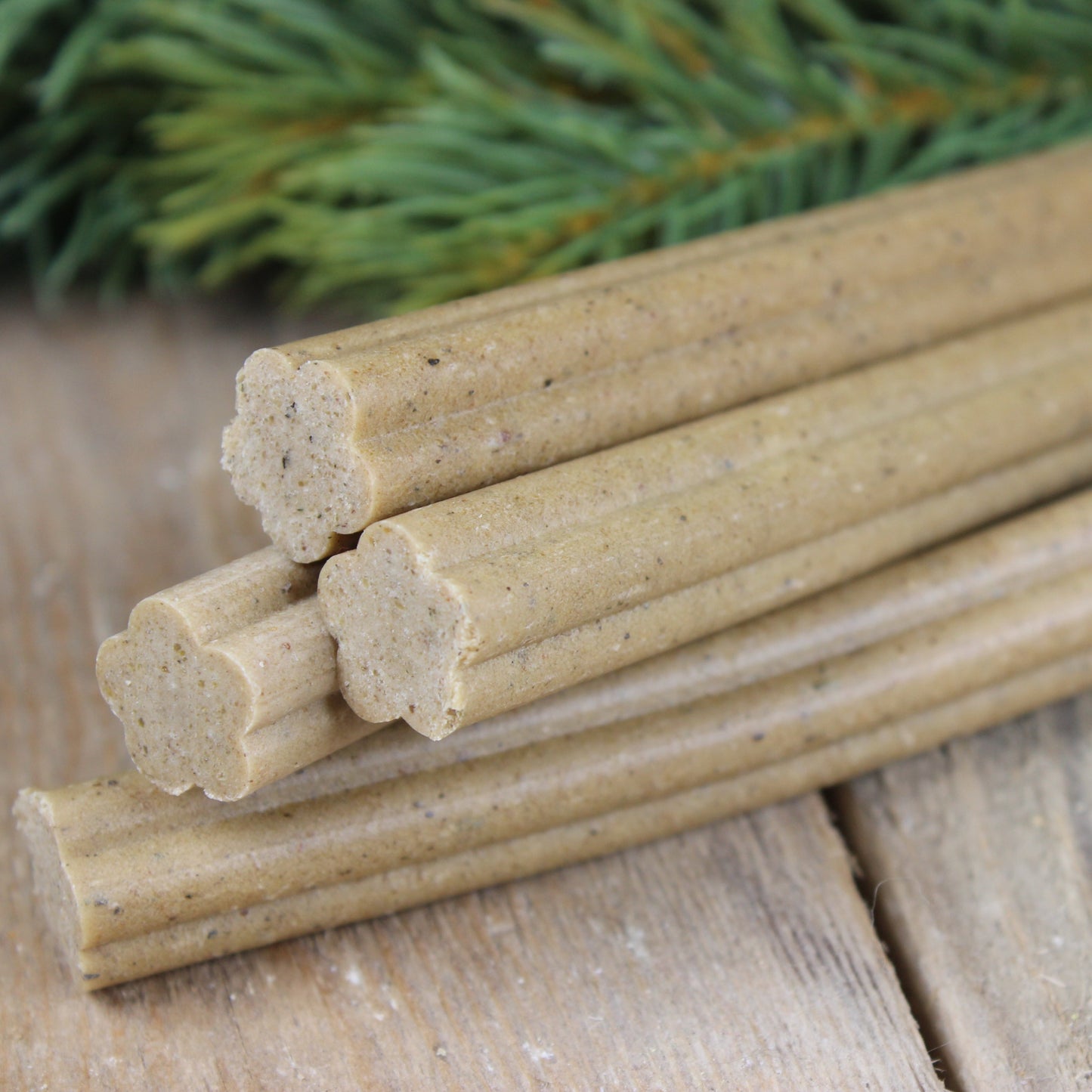 Chew Sticks | Strawberry Dog-Quiri - Strawberry & Coconut (4-pack)