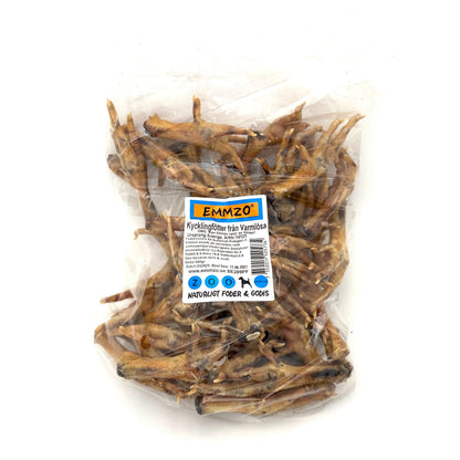 Swedish dried chicken feet with skin